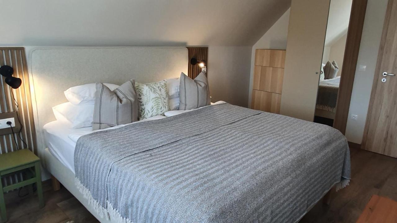Relax Balaton Apartmanok Balatonfüred Buitenkant foto