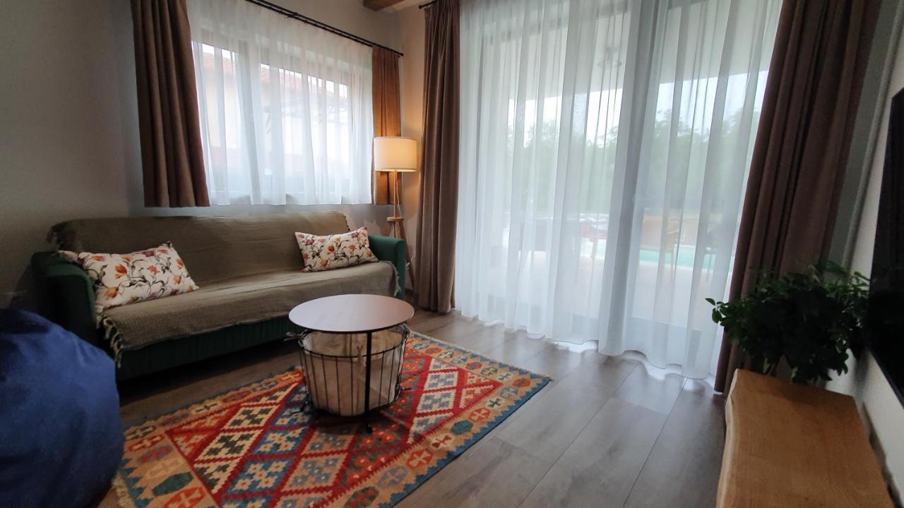 Relax Balaton Apartmanok Balatonfüred Buitenkant foto