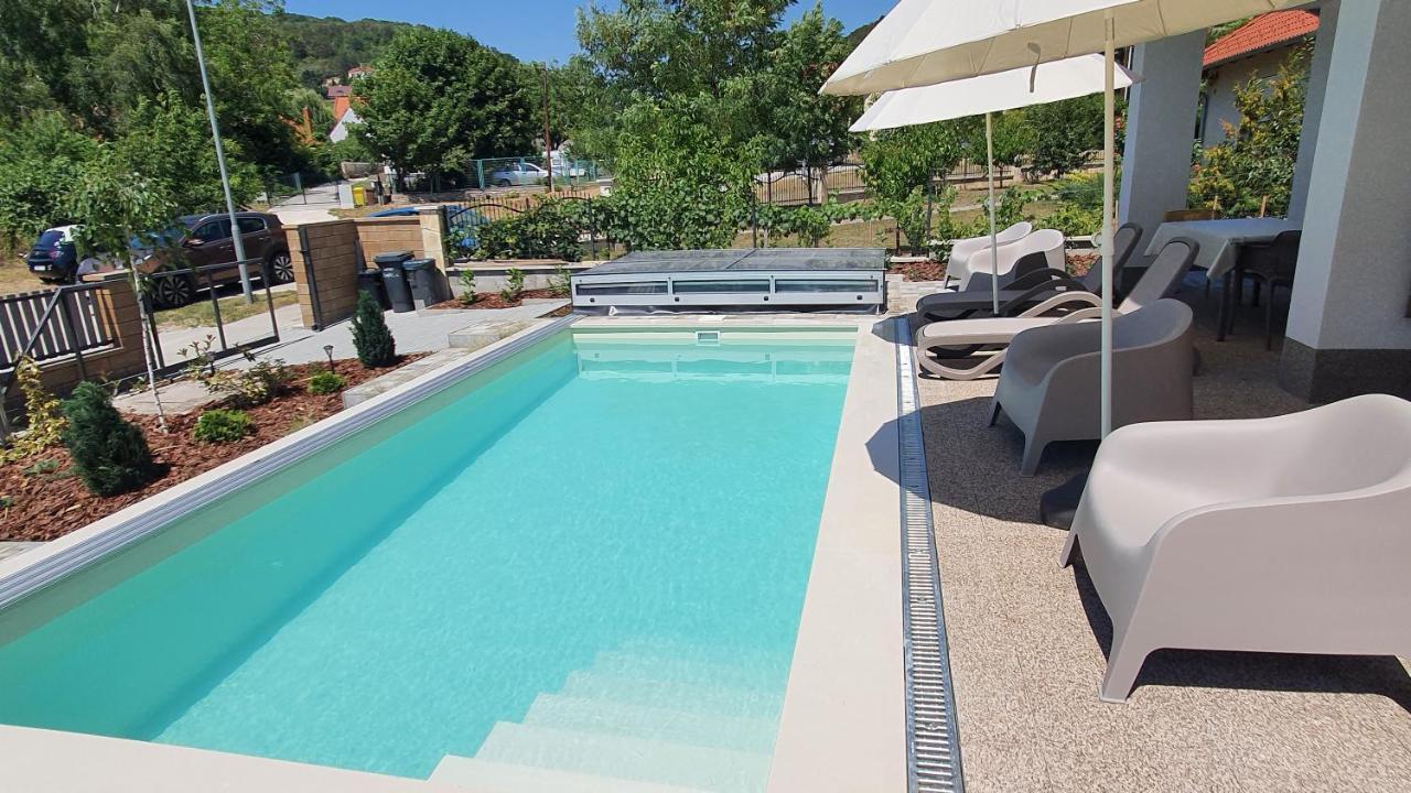 Relax Balaton Apartmanok Balatonfüred Buitenkant foto
