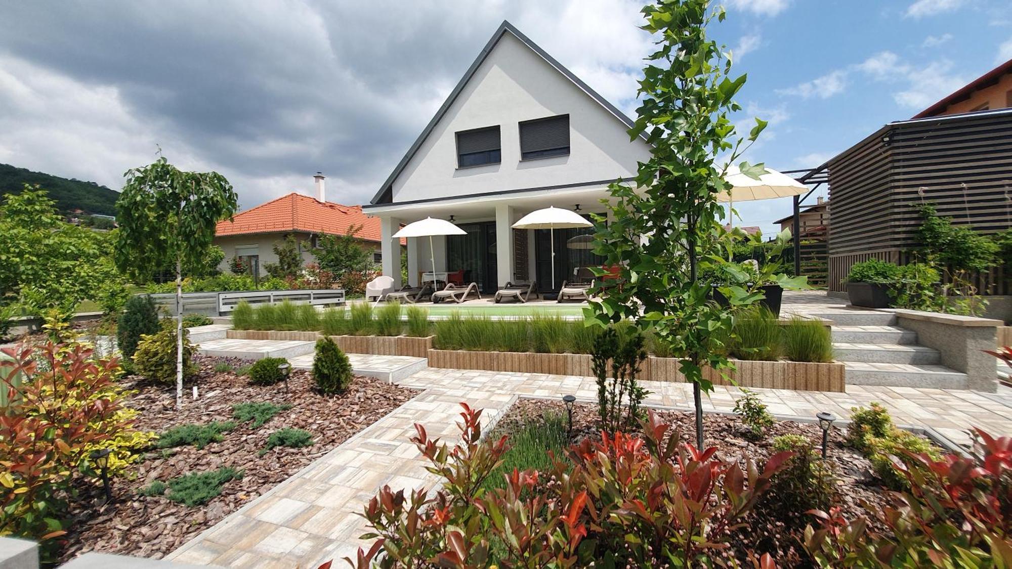 Relax Balaton Apartmanok Balatonfüred Buitenkant foto