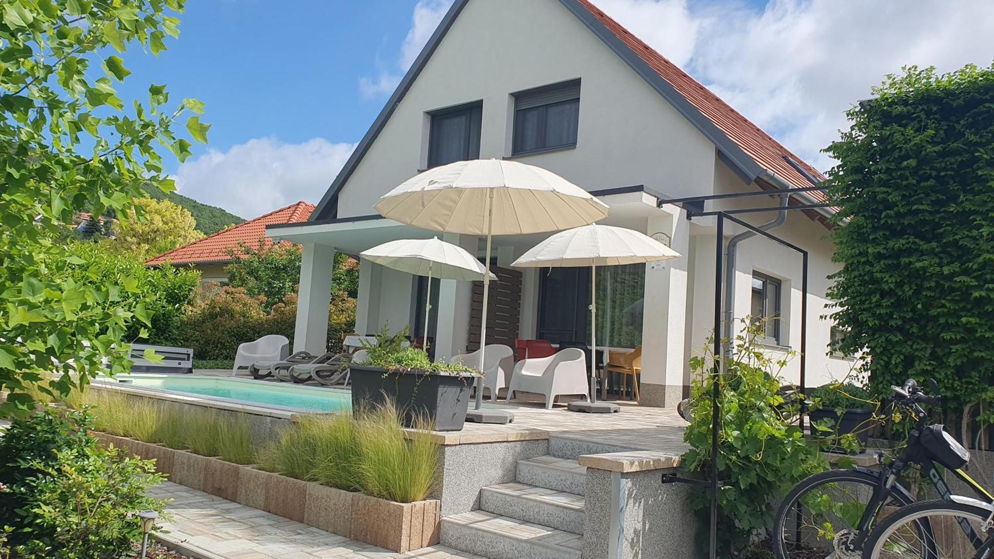 Relax Balaton Apartmanok Balatonfüred Buitenkant foto